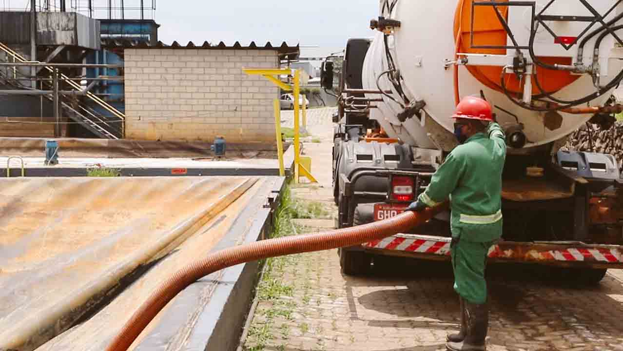 Cuidados Essenciais no Transporte de Efluentes Líquidos